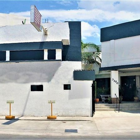 Laguna Inn Torreón エクステリア 写真