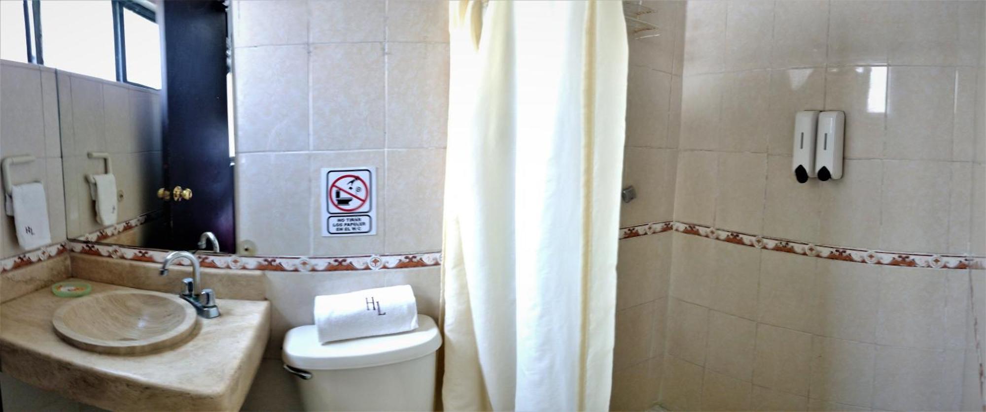 Laguna Inn Torreón エクステリア 写真