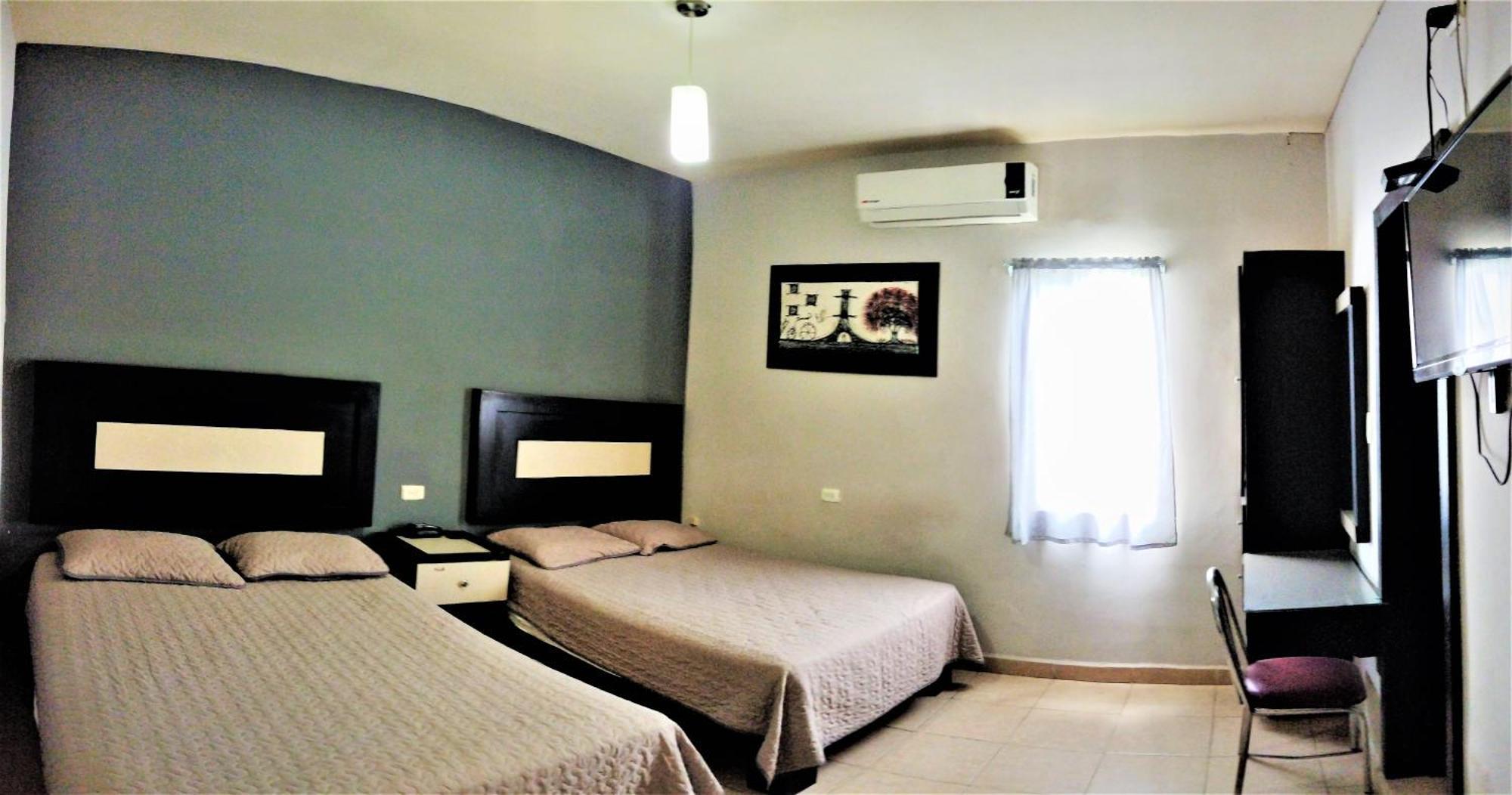 Laguna Inn Torreón エクステリア 写真
