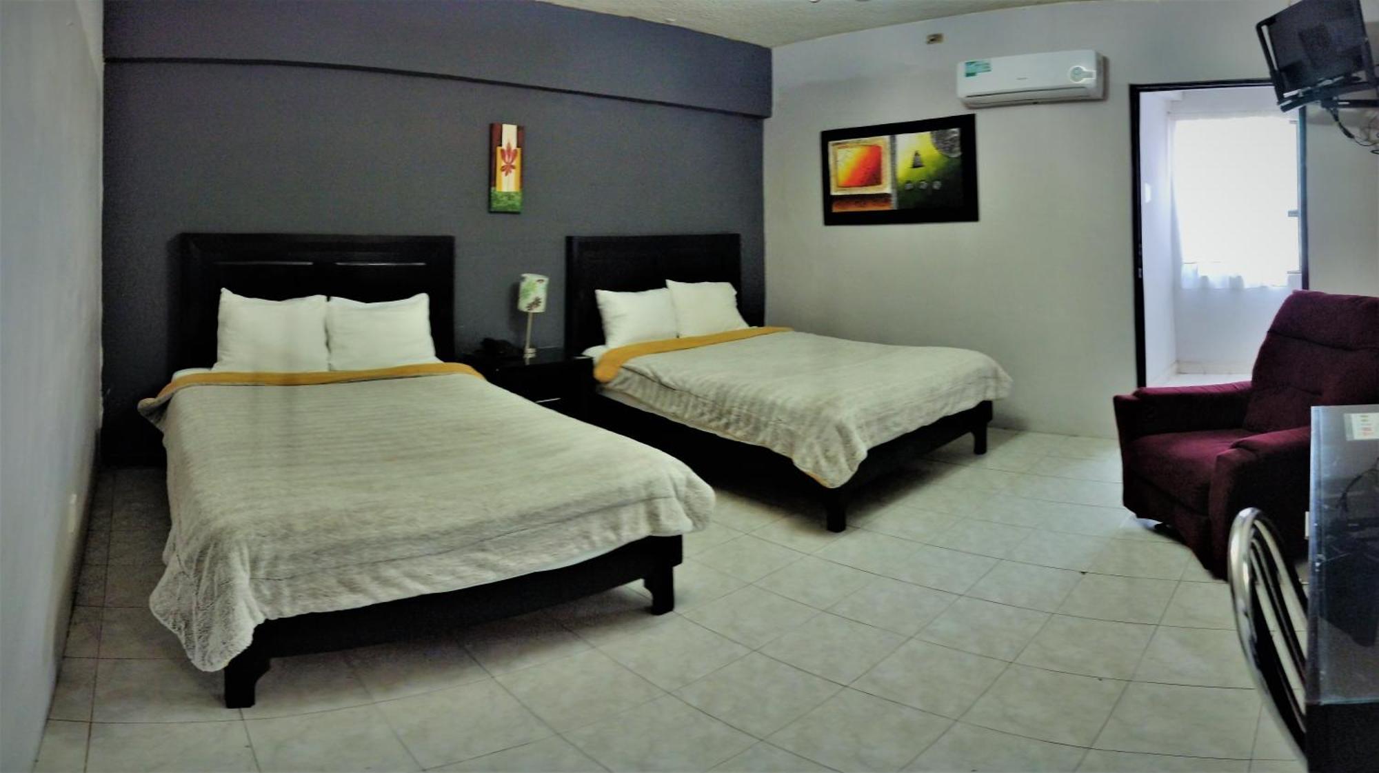 Laguna Inn Torreón エクステリア 写真